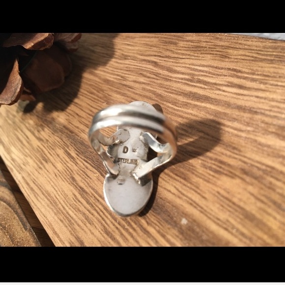 Genuine Turquoise & Sterling Silver Flower Ring! - Picture 2 of 7